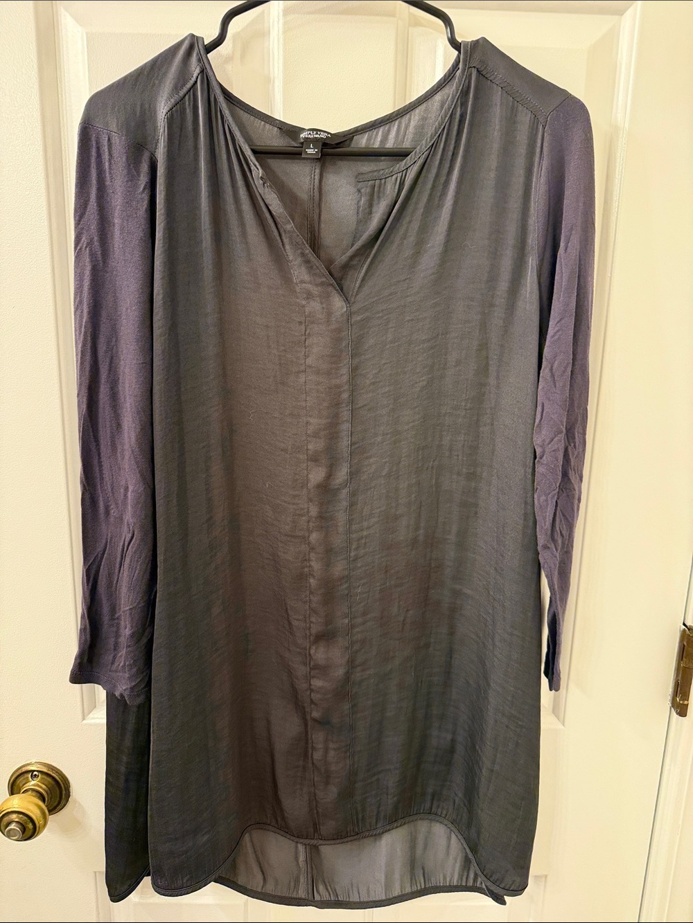 Simply Vera Vera Wang Charcoal Grey Tunic Top